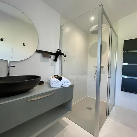 Le Clos Des Buis Gite De Charme Pour 4 Voyageurs Apartament *